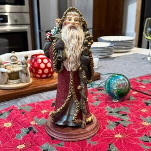 Santa Claus St. Nicholas Resin Figure ~10-1/2" Tall Excellent Condition
